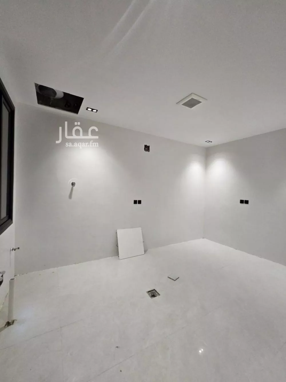 3 bedroom floor in Tuwaiq 5