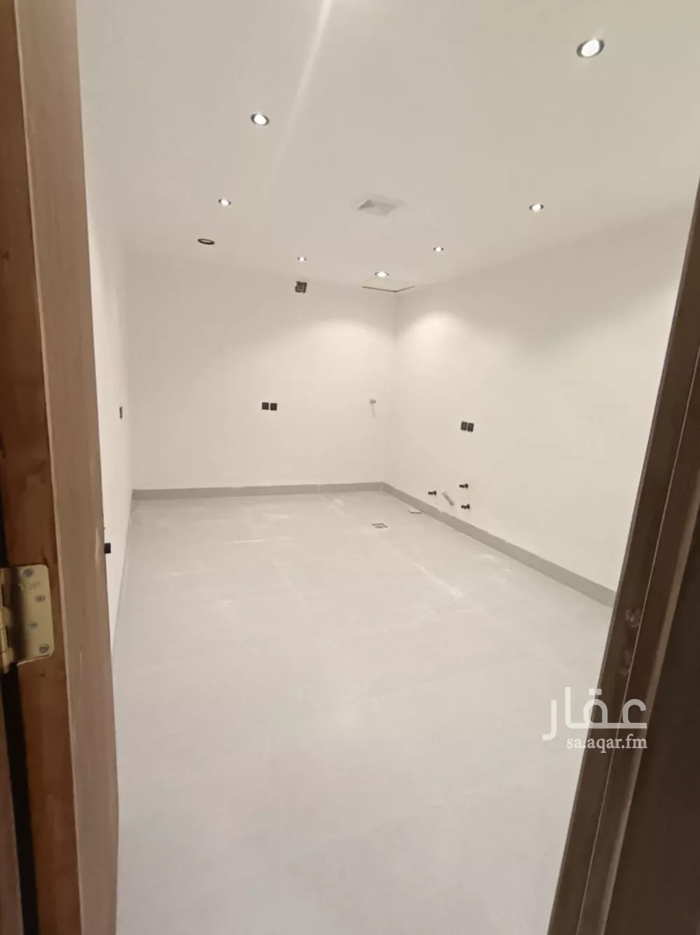 فيلا 5 غرف في عكاظ 2