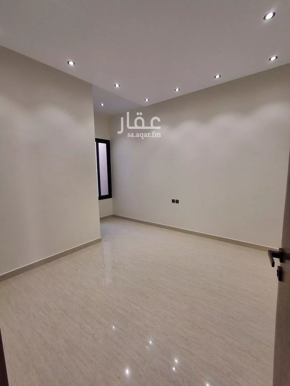 فيلا 5 غرف في طويق 3