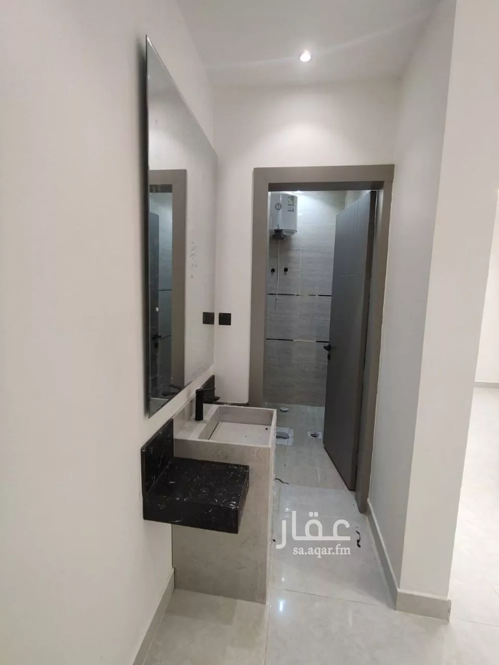 شقة 5 غرف في بدر 4