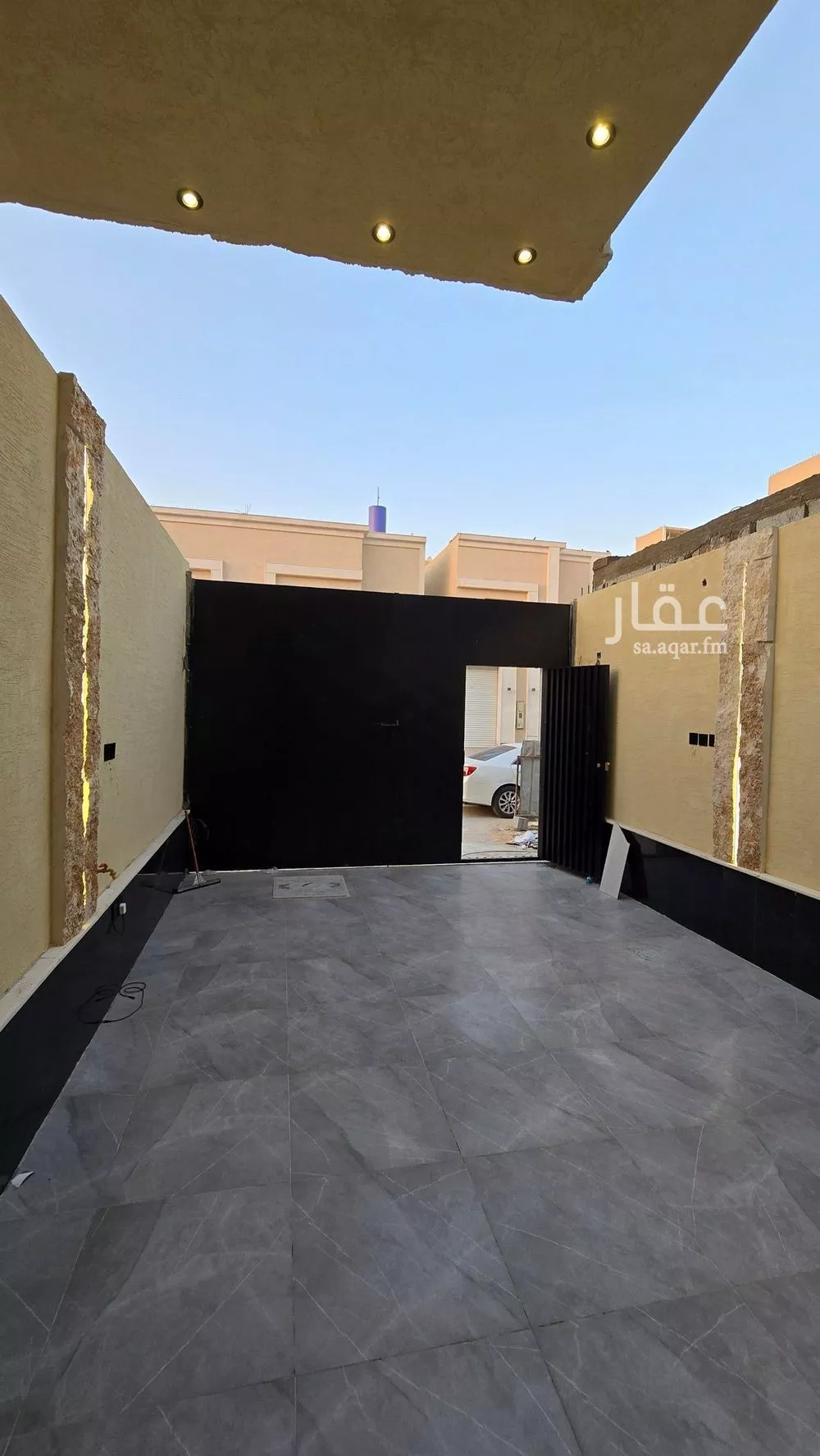 3 bedroom floor in Tuwaiq 4