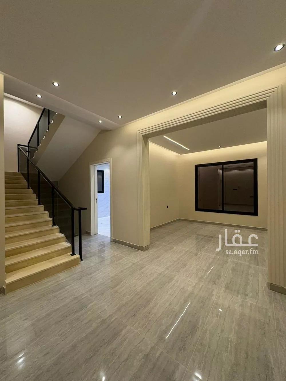 5 bedroom villa in Al Uraija Al Gharbiyah 4