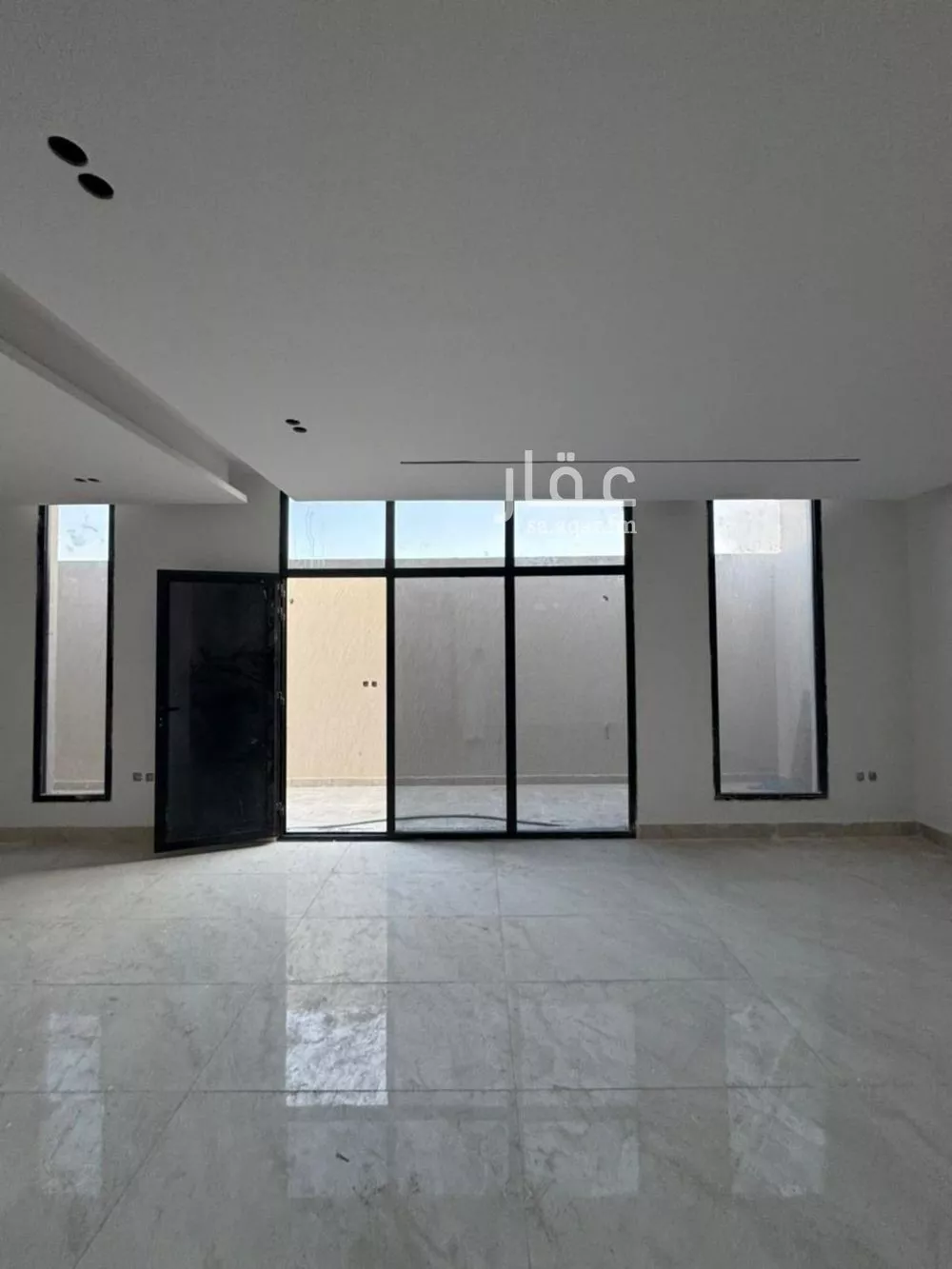 فيلا 5 غرف في النرجس 2