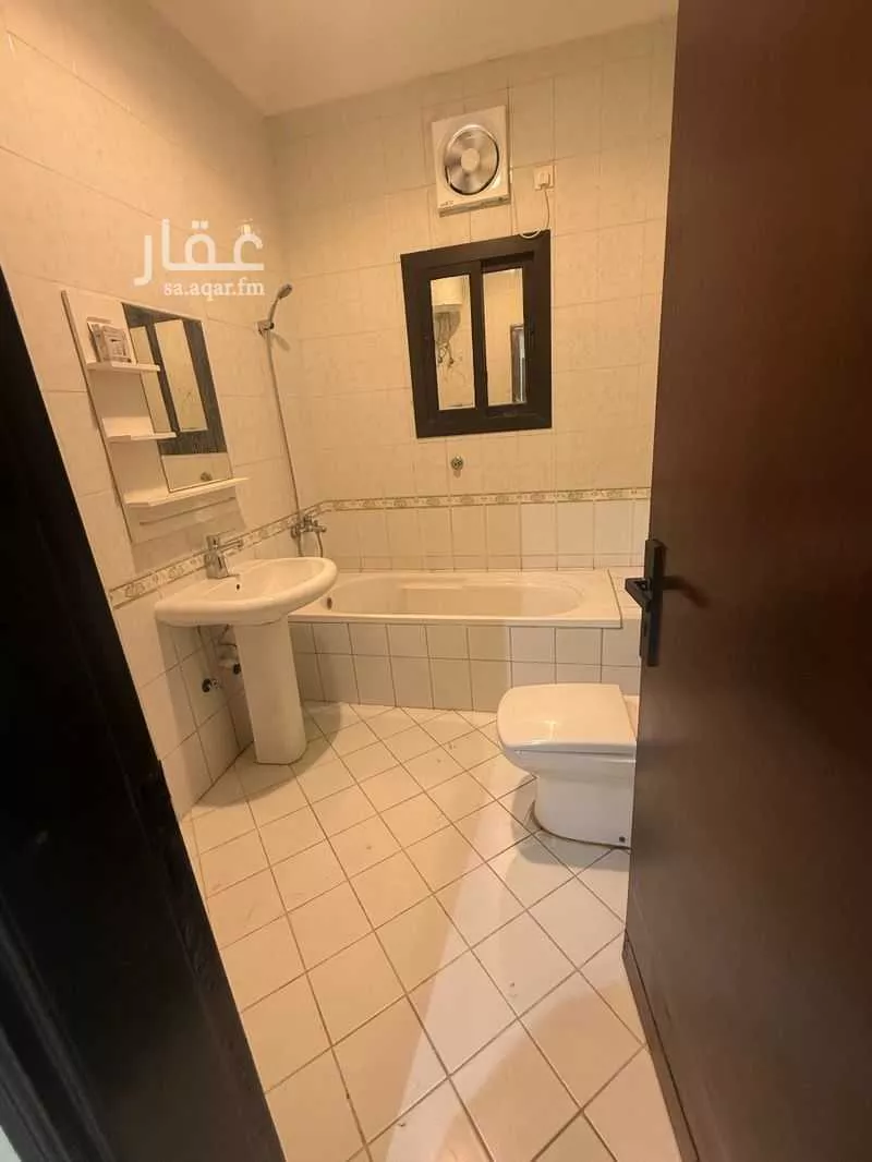4 bedroom building in Al Bawadi, Jeddah 4