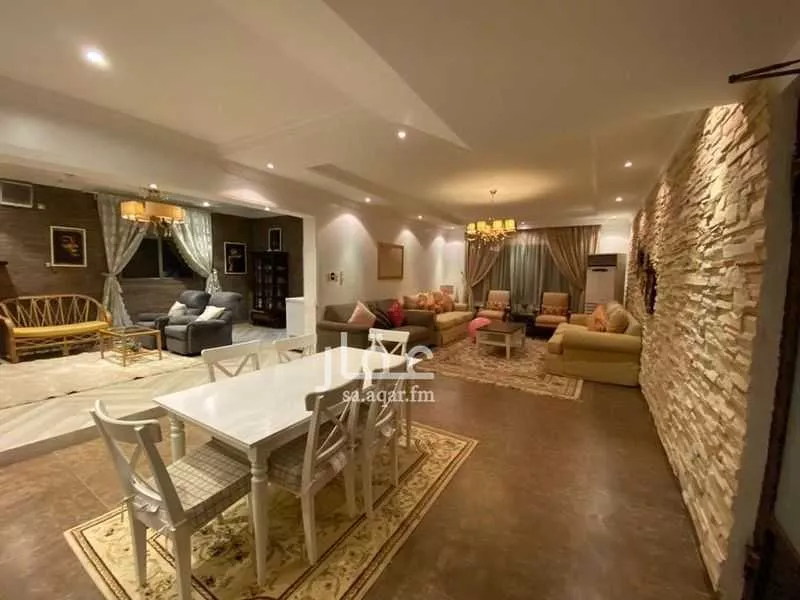 4 bedroom villa in East Beach, Eastern Province 12