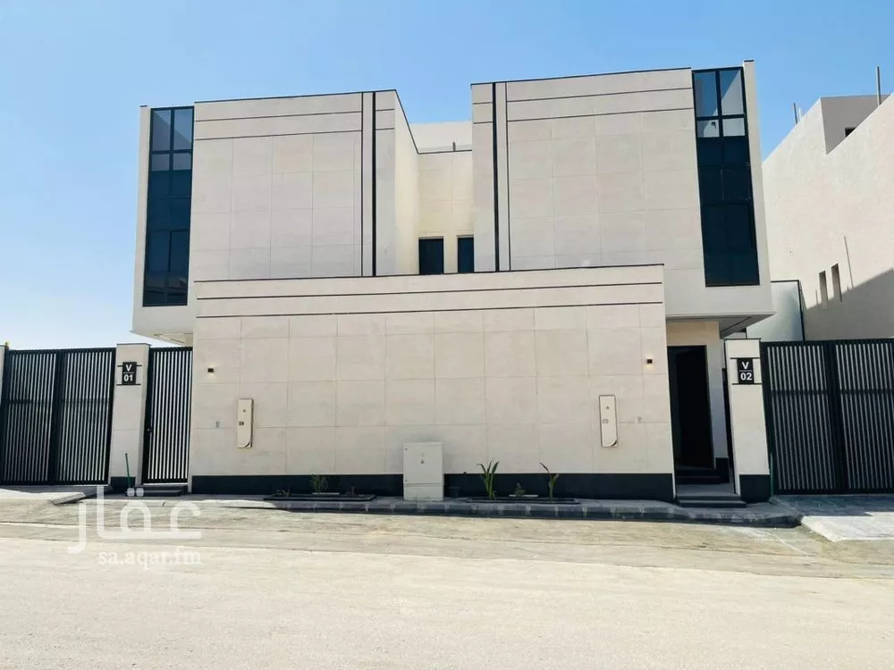 6 bedroom villa in Ash Sharq 4