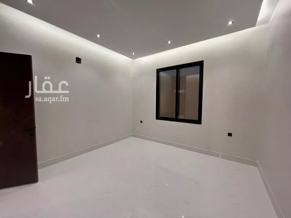 5 bedroom villa in Al Rimal 3