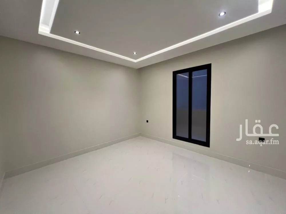 5 bedroom villa in Al Rimal 4