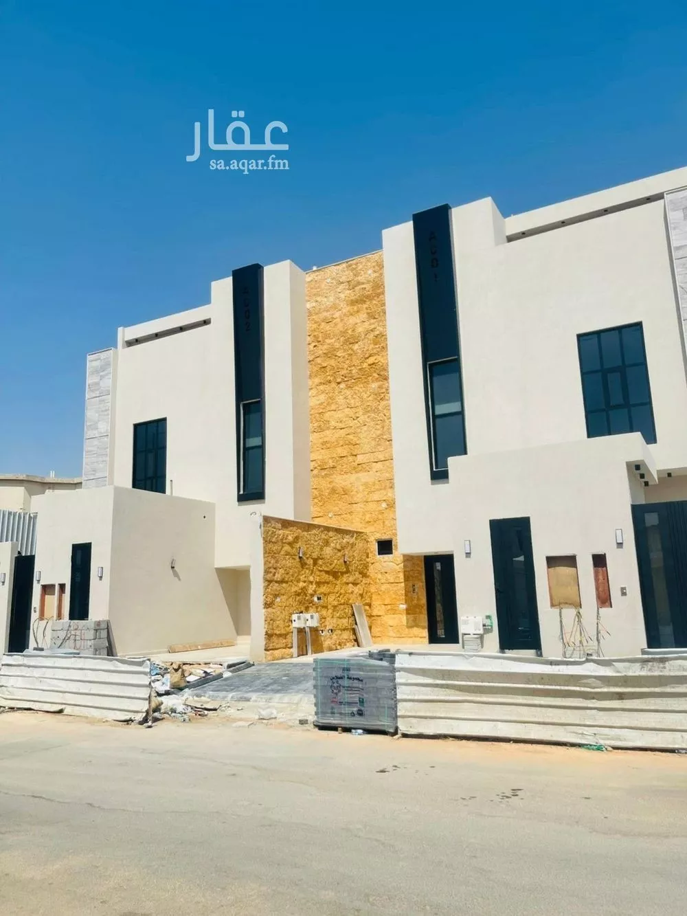 دور 4 غرف في الخليج 3