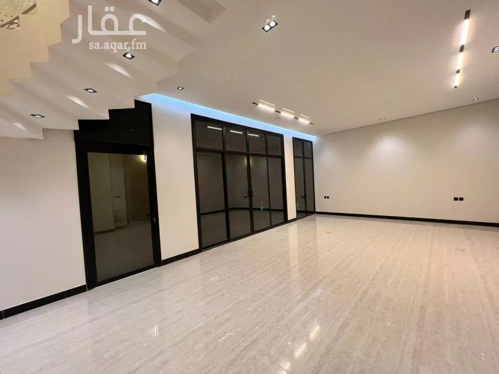 فيلا 5 غرف في الرمال 5