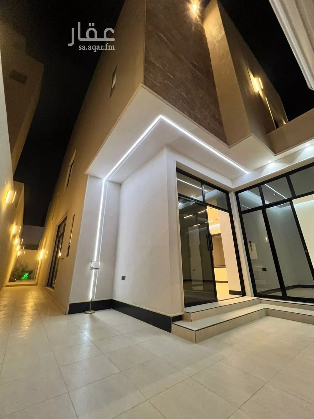 فيلا 5 غرف في الرمال 2