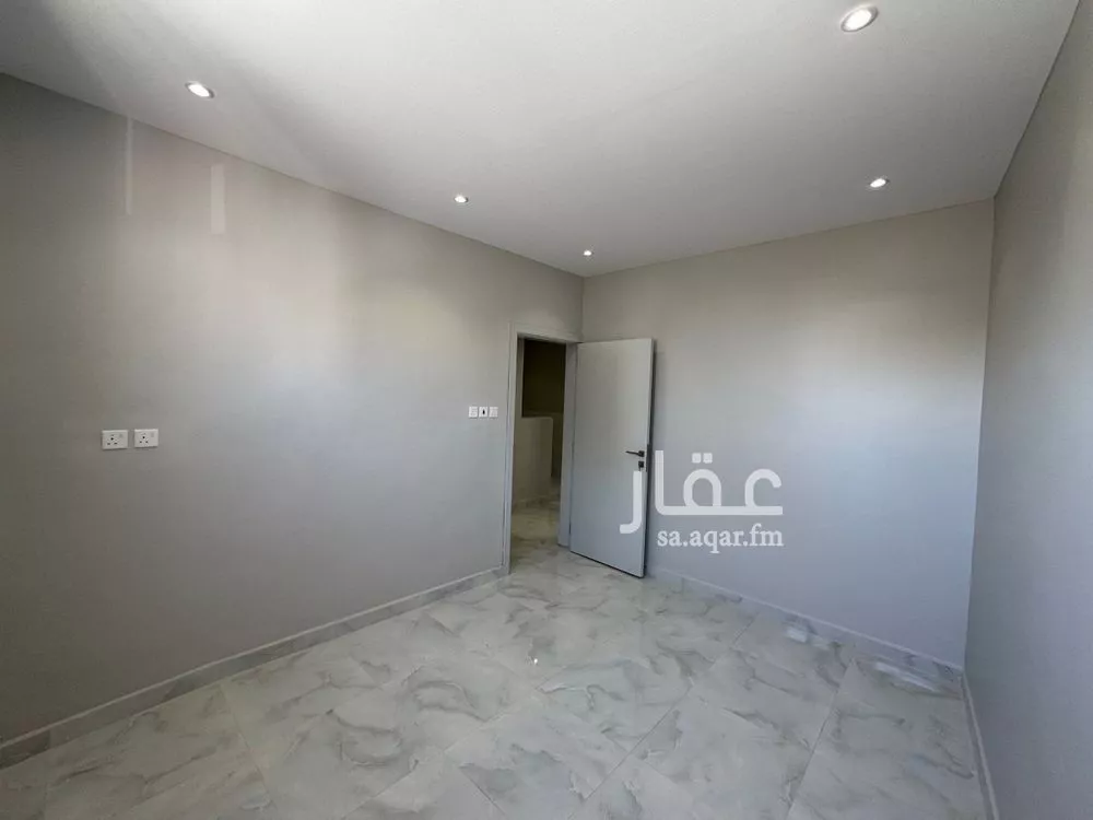 عمارة 143 م² في منفوحة 5