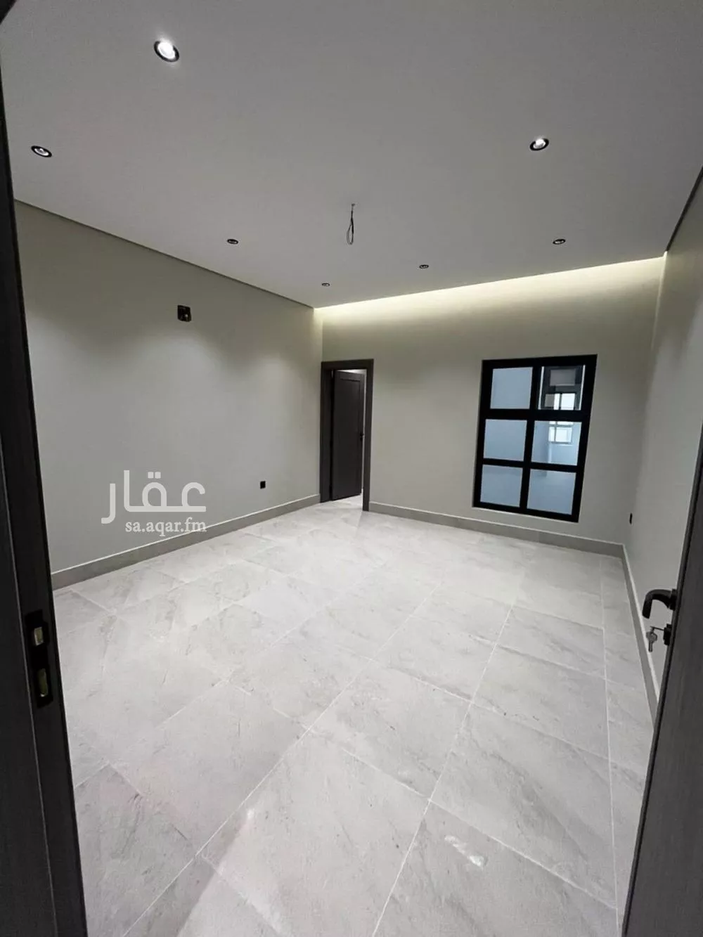 4 bedroom apartment in Dhahrat Laban 1