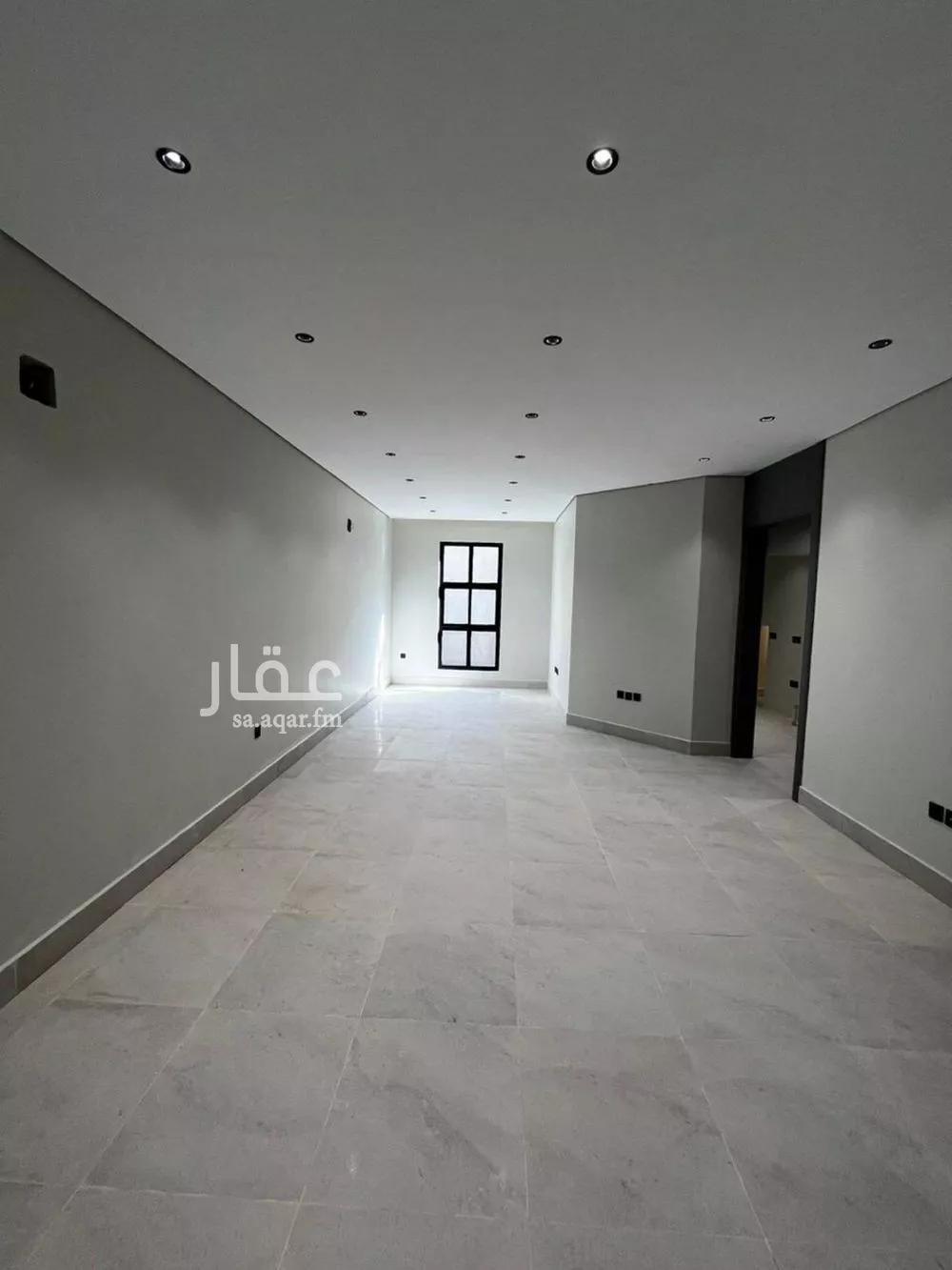 4 bedroom apartment in Dhahrat Laban 4