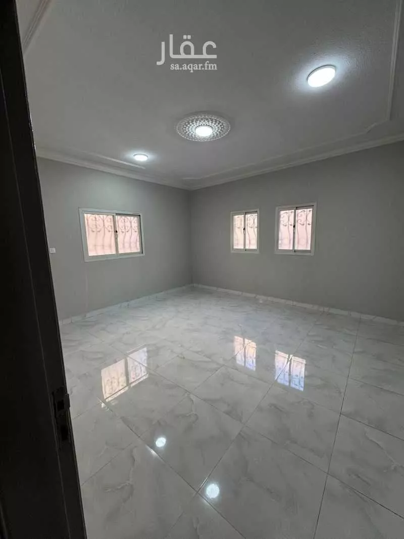 107 sqm building in Jabrah 2