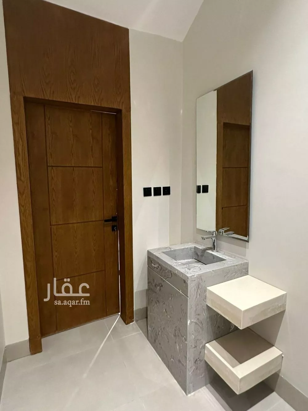 5 bedroom villa in Al Narjis 4