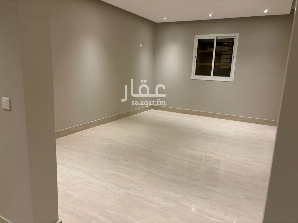 3 bedroom apartment in Al Yasmin 3