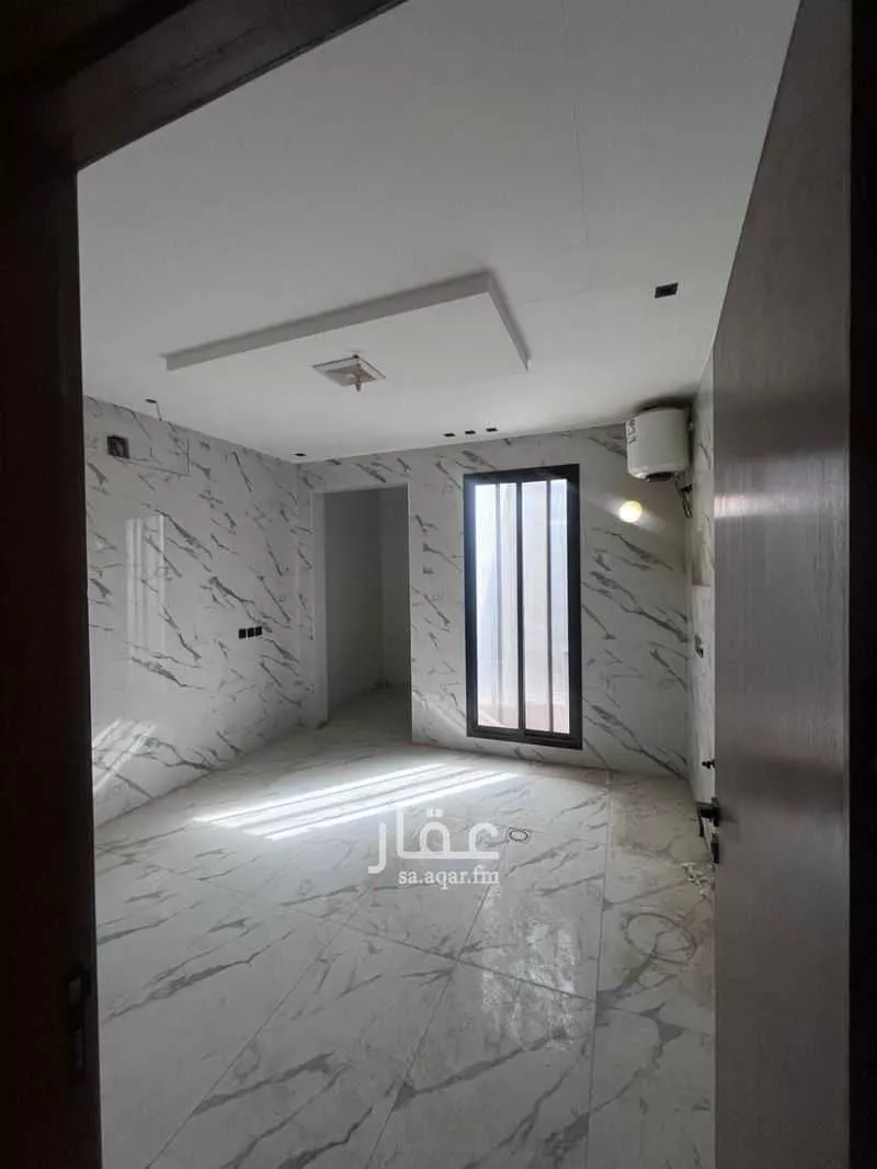 5 bedroom villa in Al Janadriyah 4