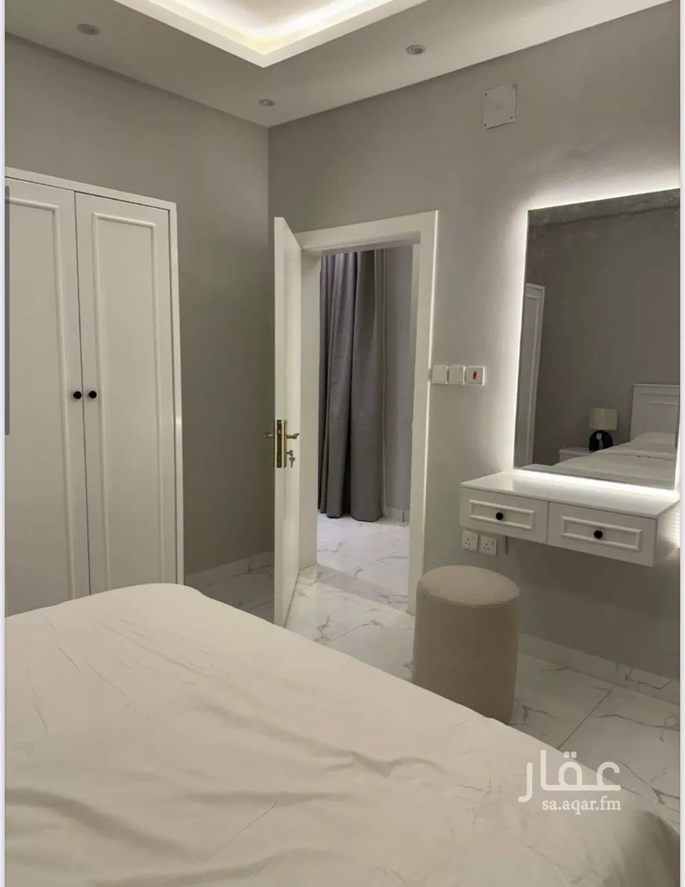 شقة 1 غرف في الوادي 4