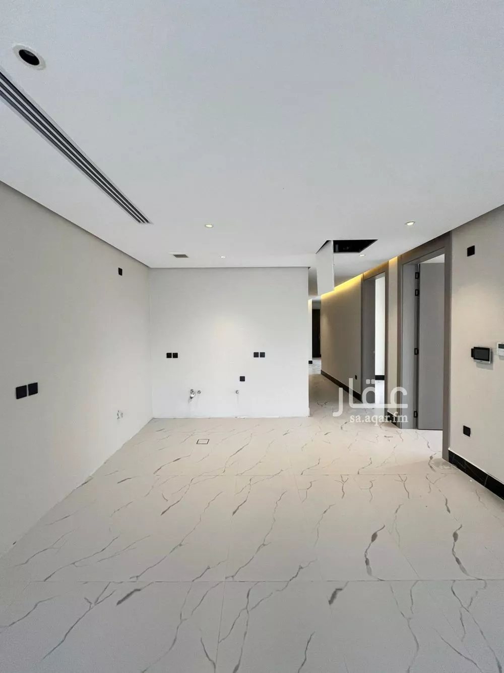 شقة 5 غرف في الشاطئ الغربي 1