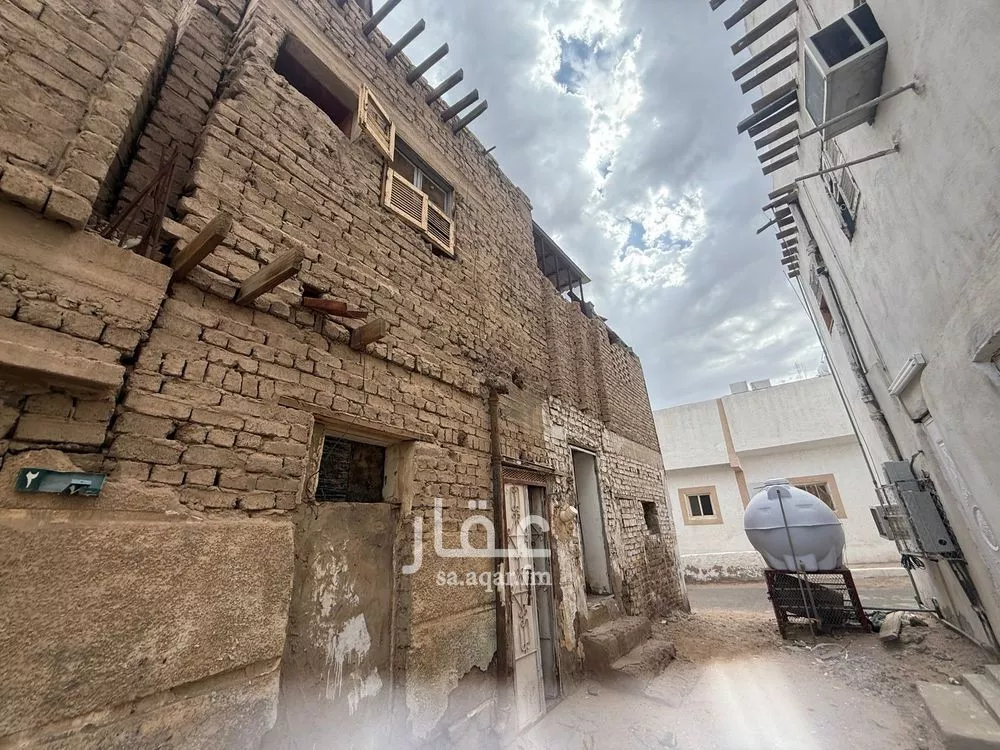 5 bedroom building in Al Anabis, Madinah 7