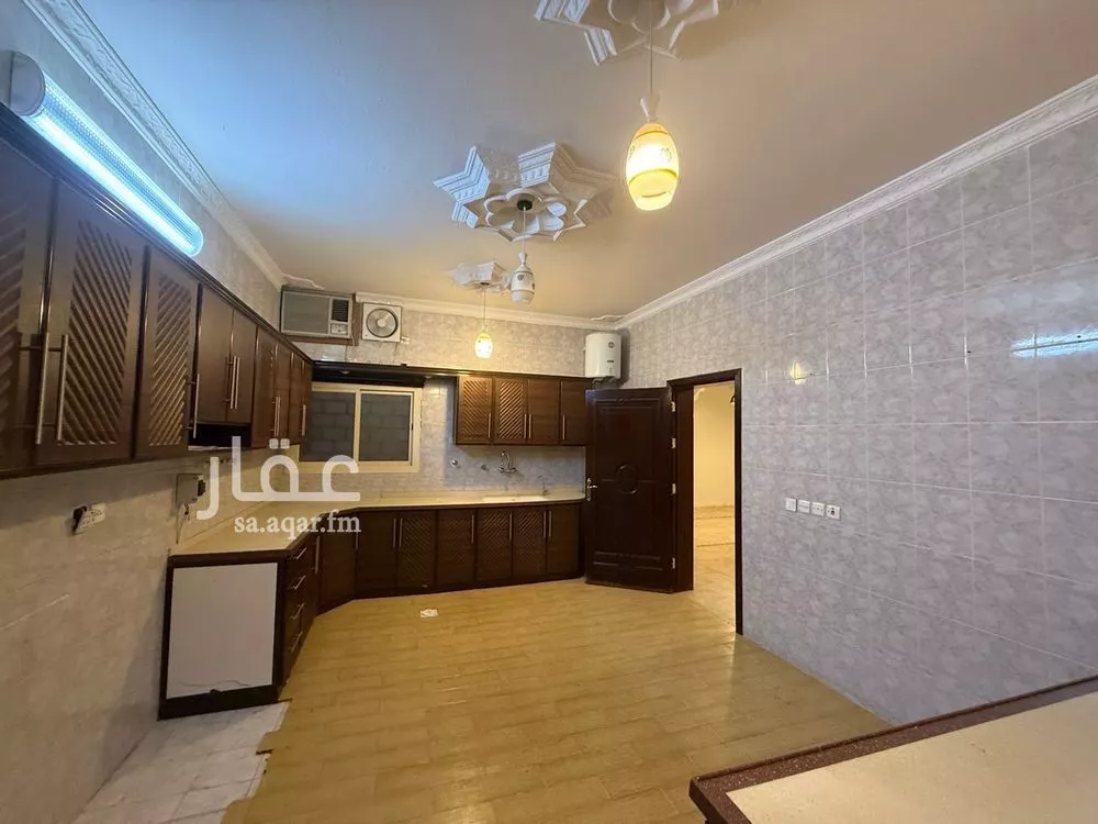 5 bedroom apartment in Al Ahn 4