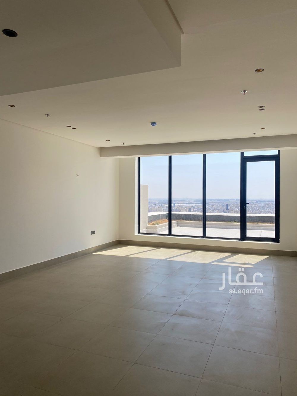 2 bedroom apartment in Eastern Province 4
