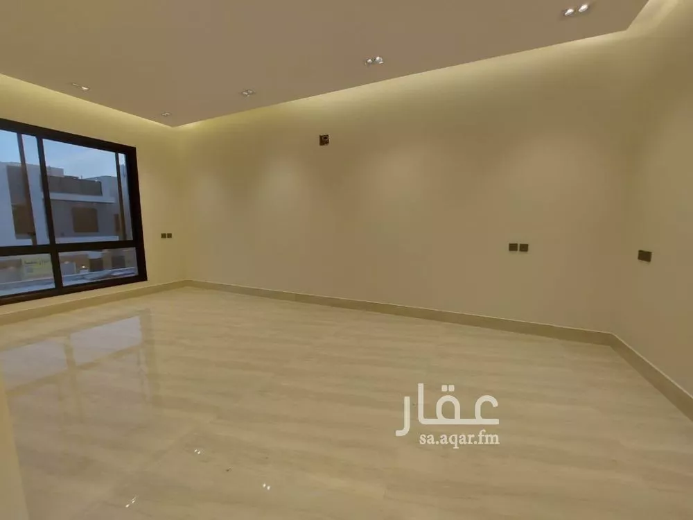 فيلا 5 غرف في الرمال 3