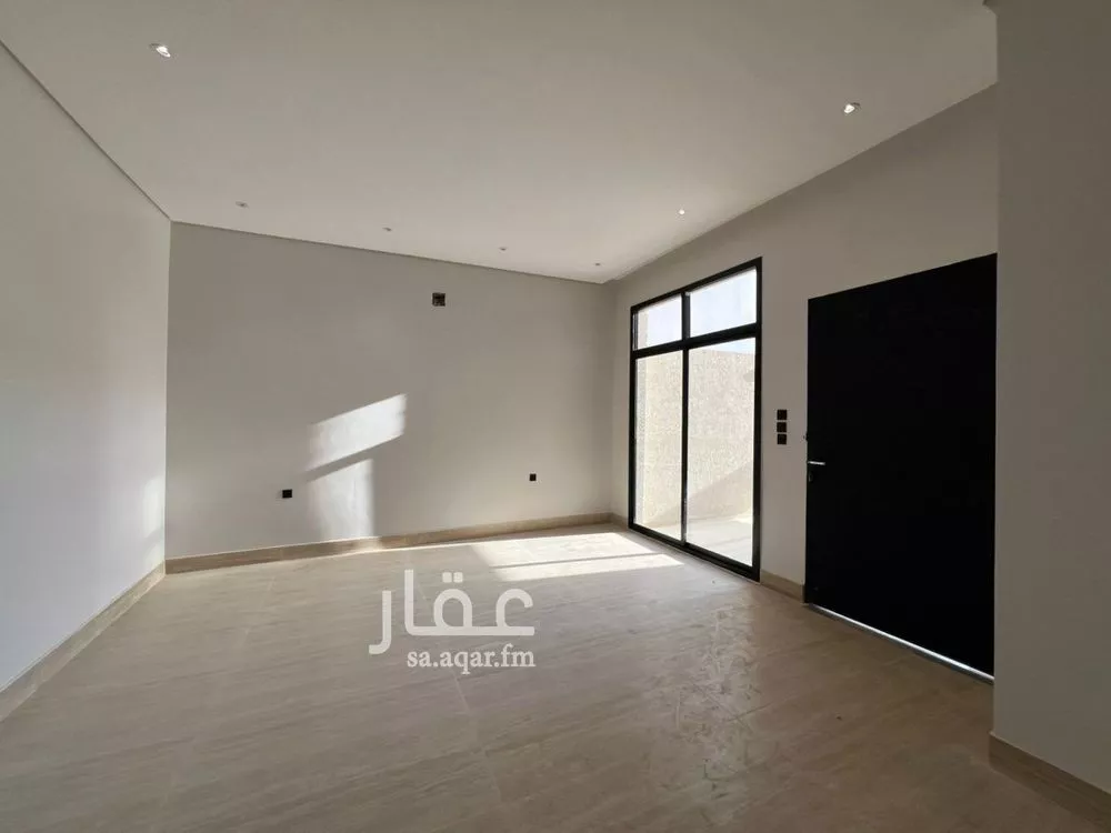 فيلا 5 غرف في طويق 2