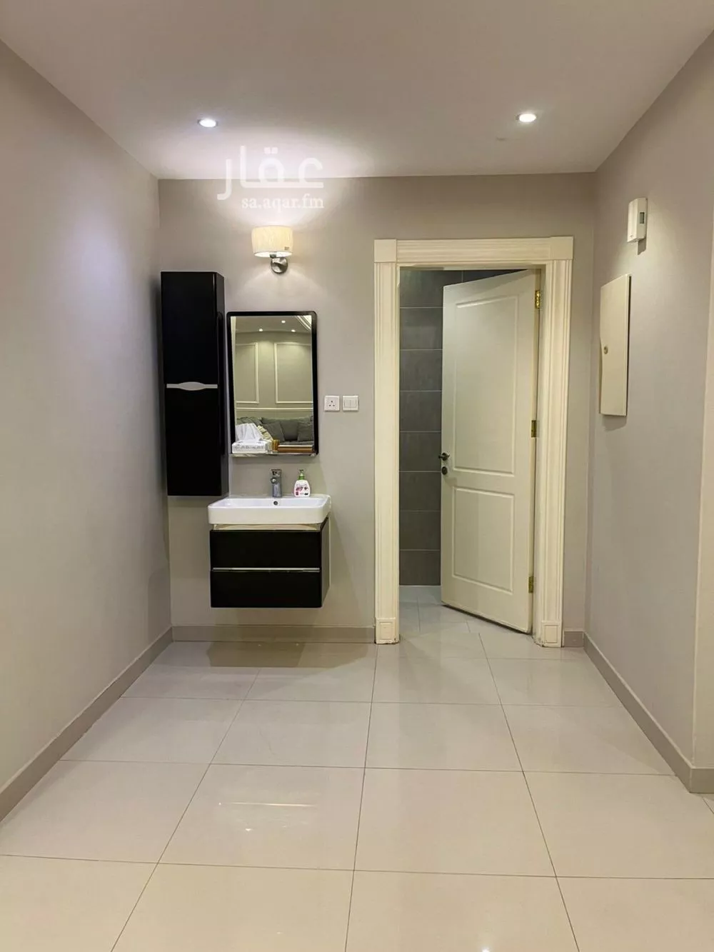 3 bedroom apartment in Al Yasmin 5