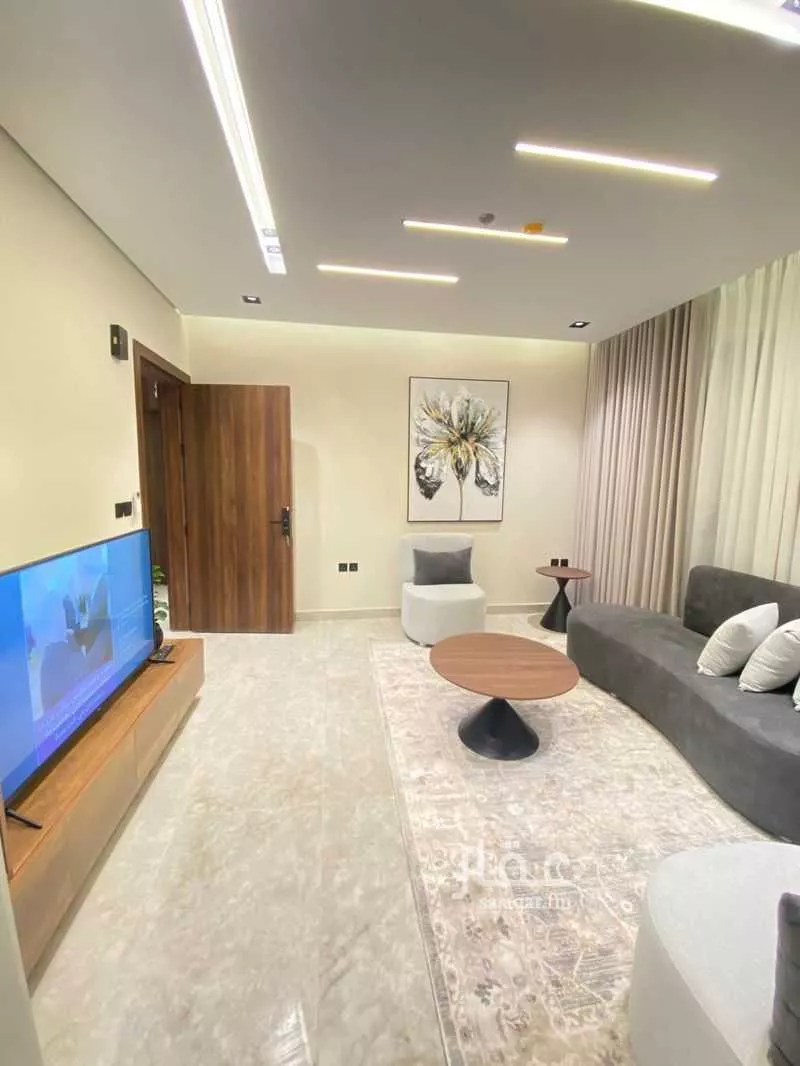 شقة 2 غرف في الحمرا 5