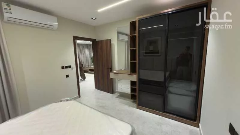 شقة 2 غرف في الحمرا 4