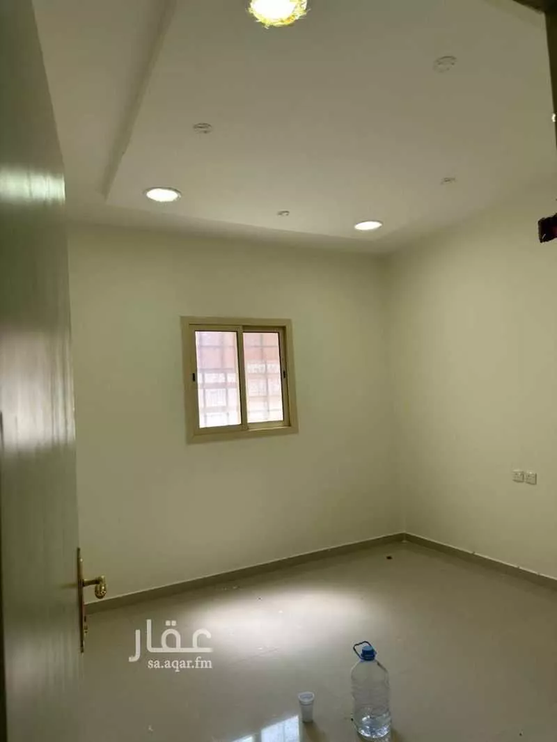 عمارة 128 م² في جبرة 5