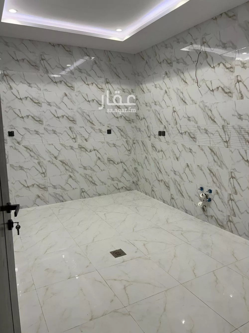 شقة 5 غرف في الريان 5