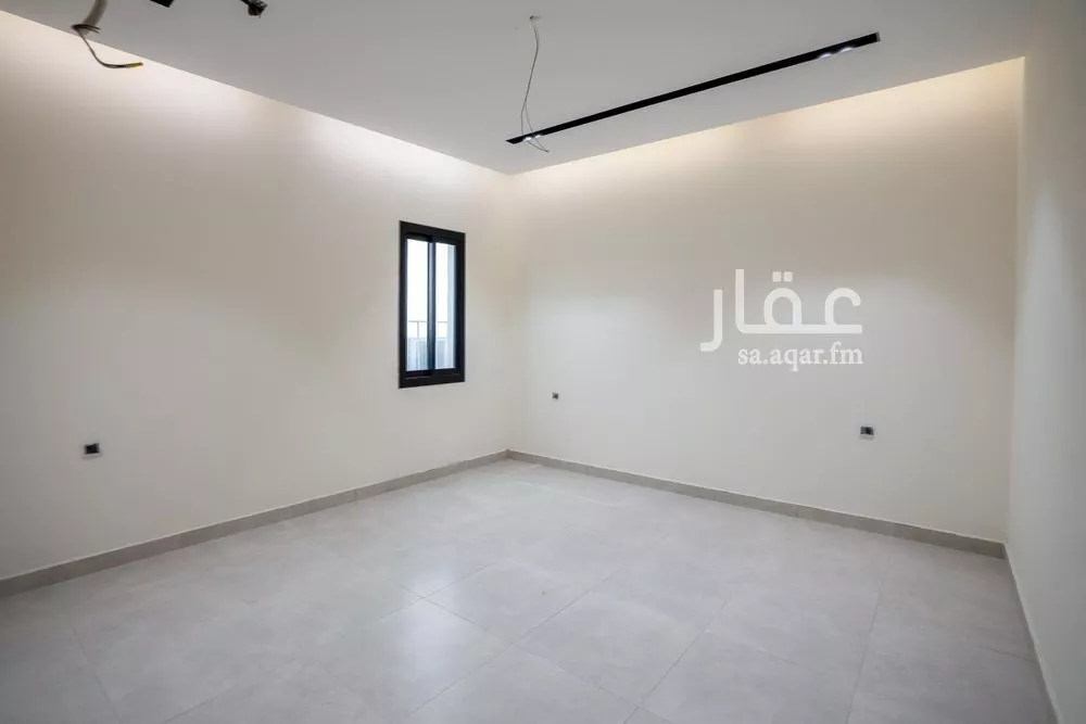 شقة 5 غرف في الريان 4