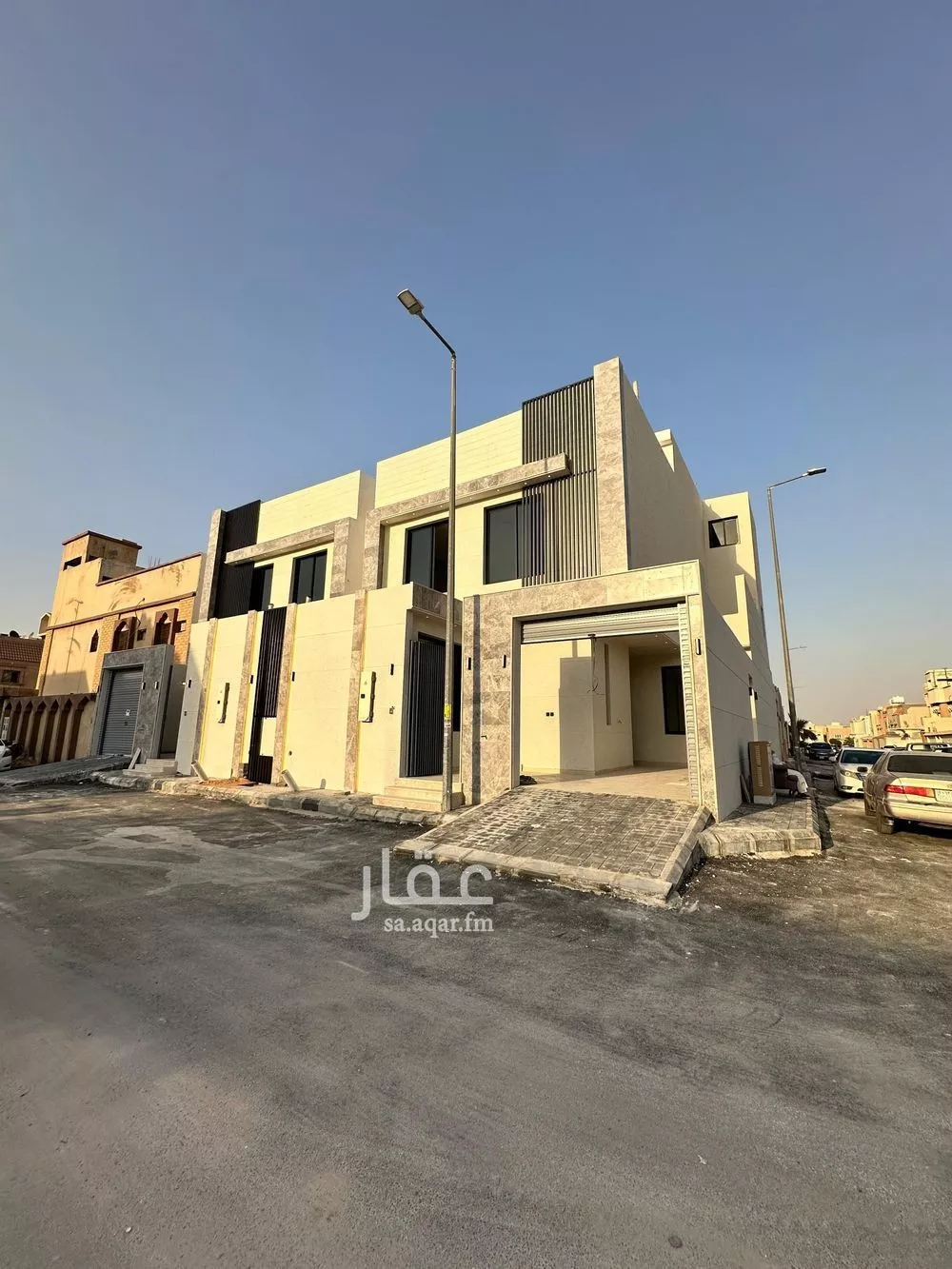 فيلا 6 غرف في العريجاء الغربية 1