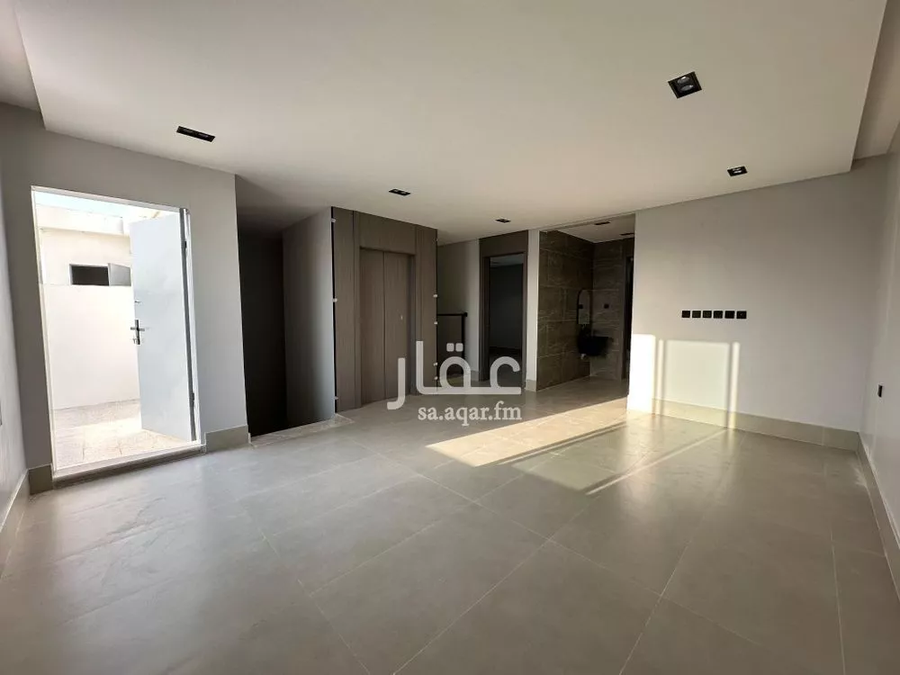 فيلا 6 غرف في العريجاء الغربية 5