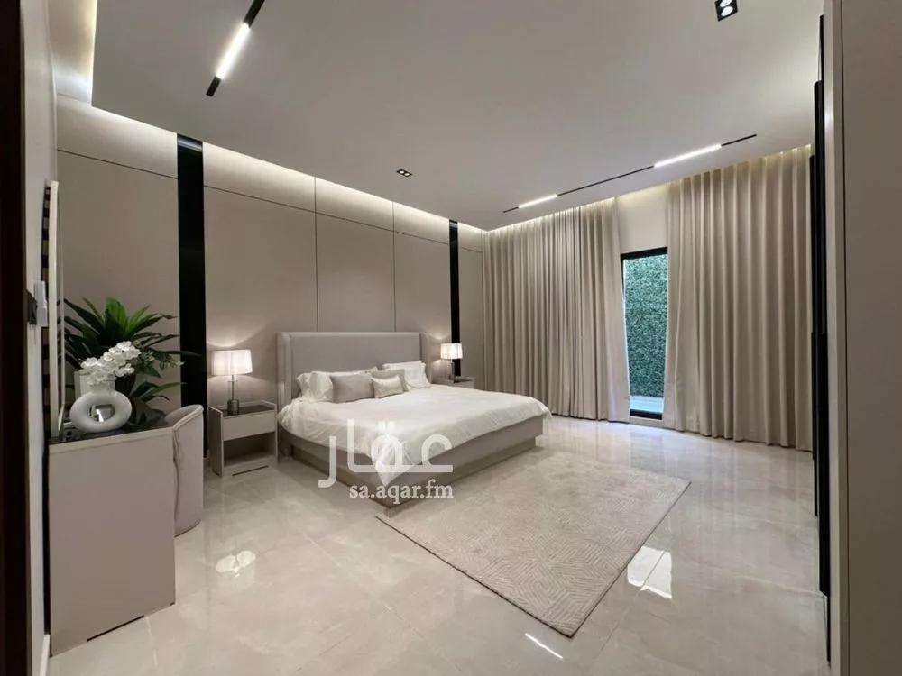 فيلا 5 غرف في عكاظ 4