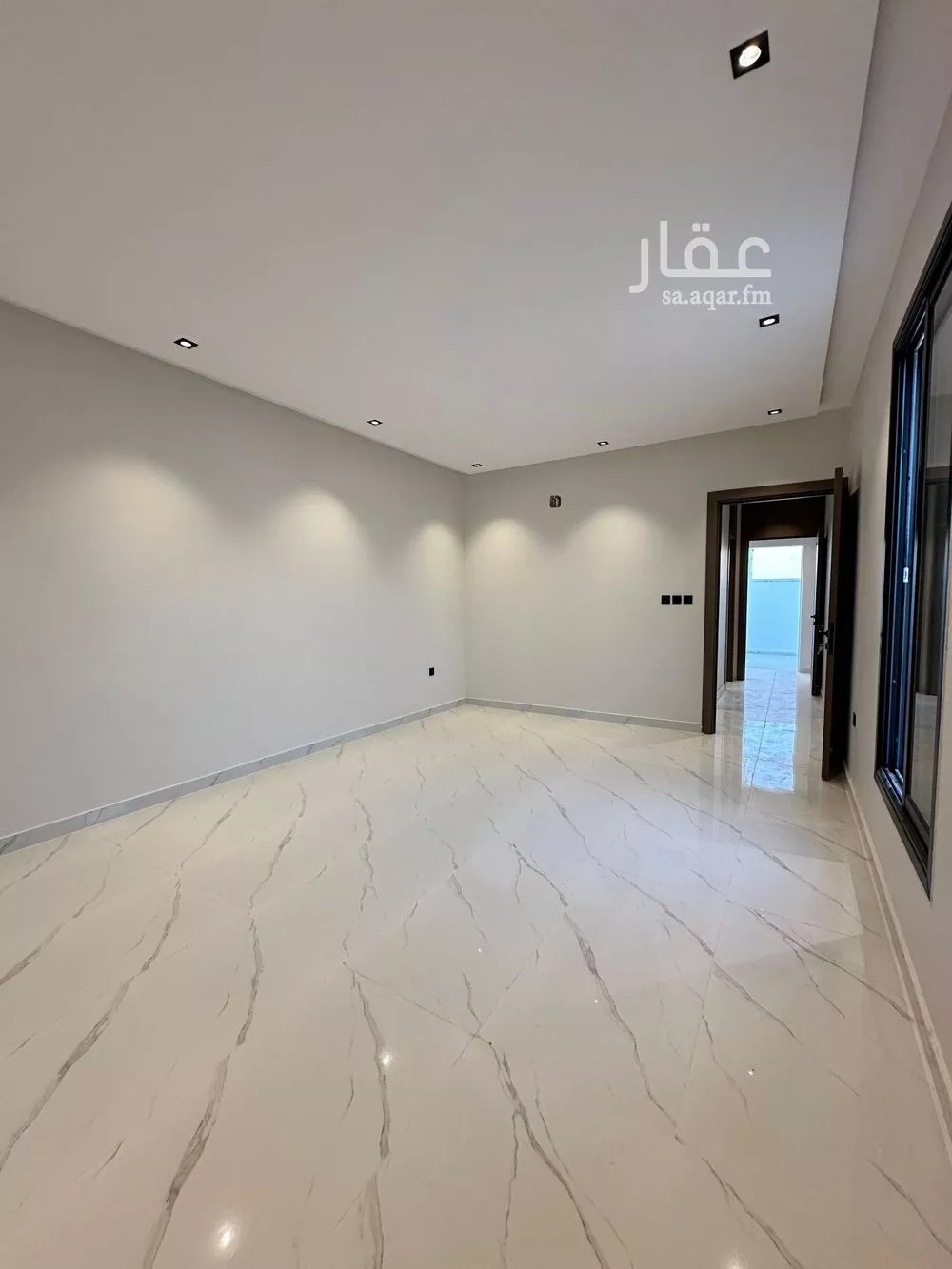 4 bedroom floor in Okaz 4