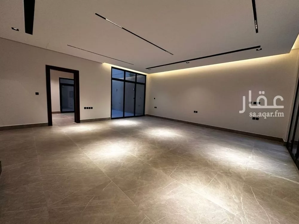 فيلا 6 غرف في النرجس 4