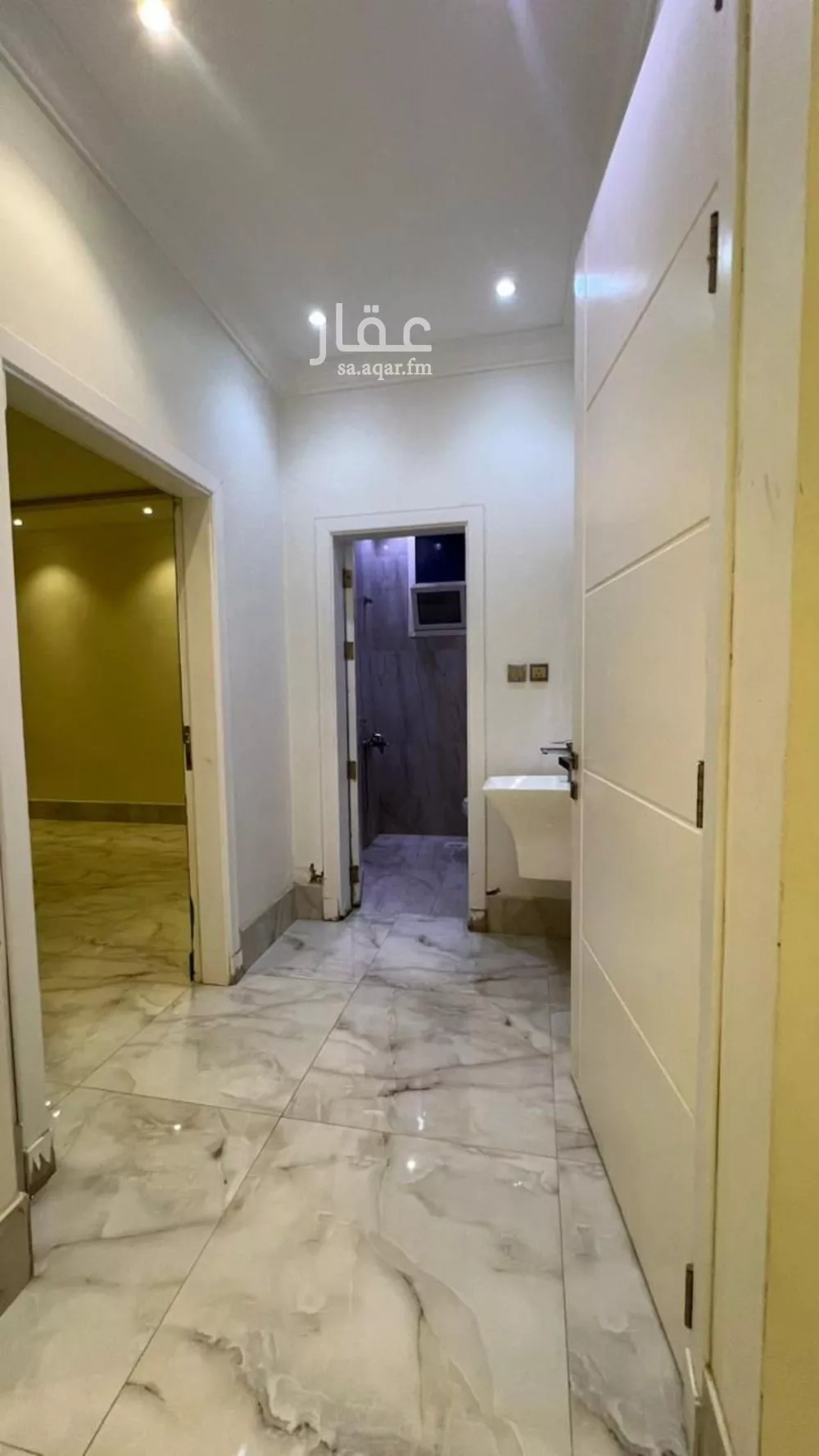 دور 3 غرف في العارض 4