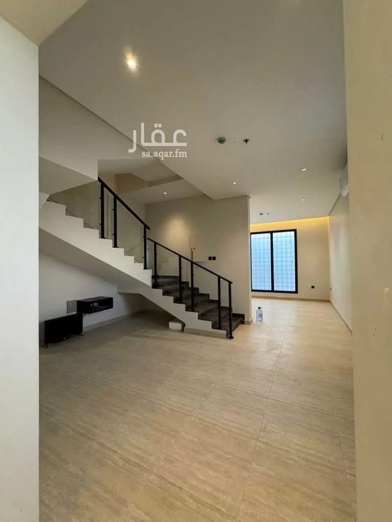 شقة 6 غرف في العارض 1