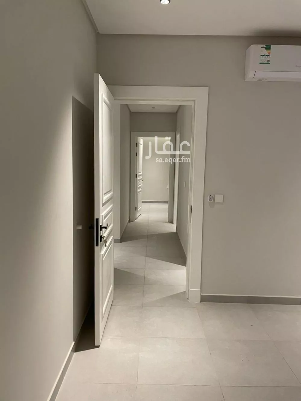 شقة 3 غرف في الملقا 2