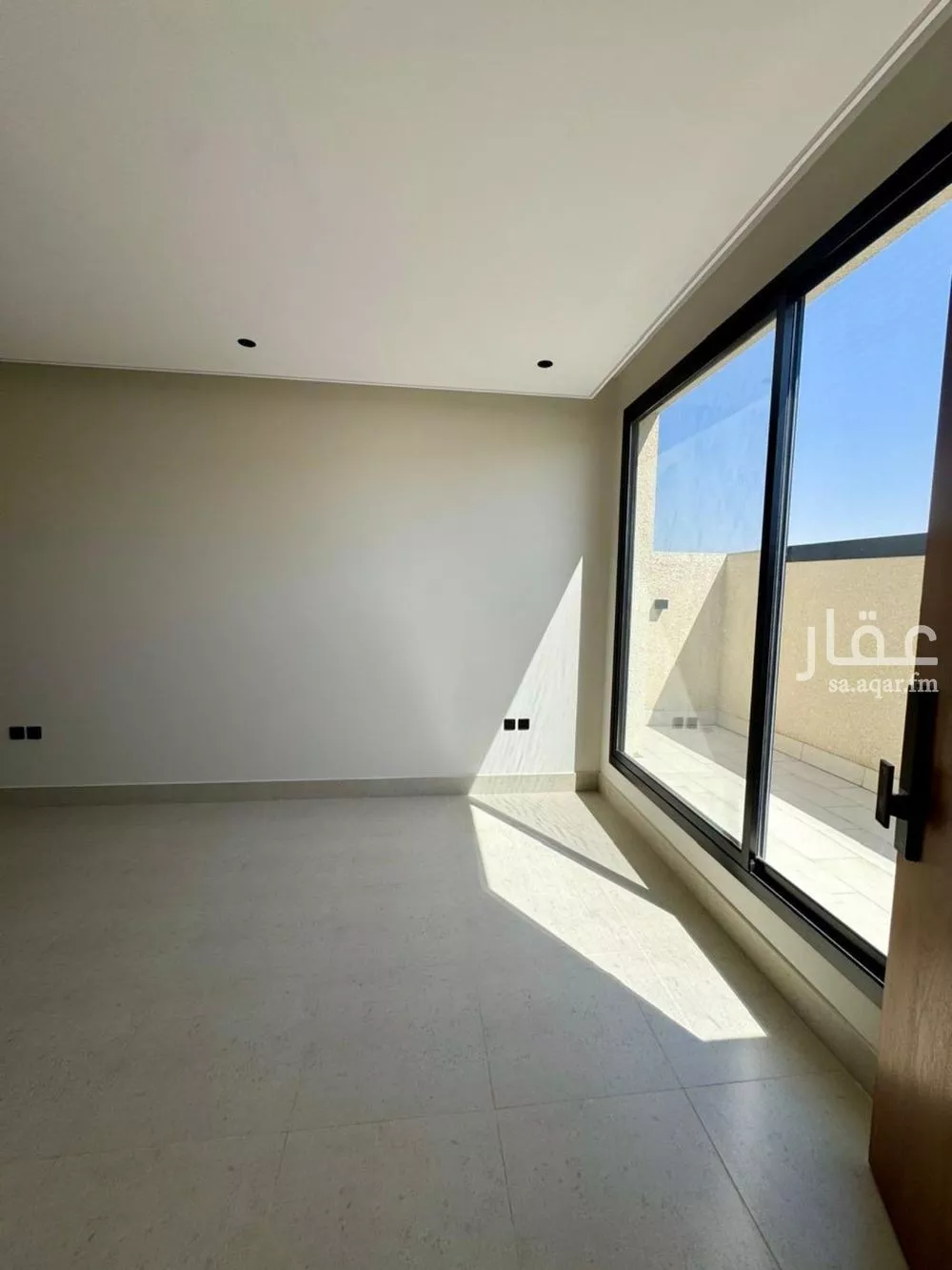 دور 3 غرف في النرجس 5