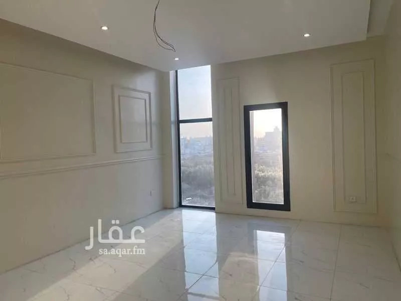 فيلا 7 غرف في الصالحية 3