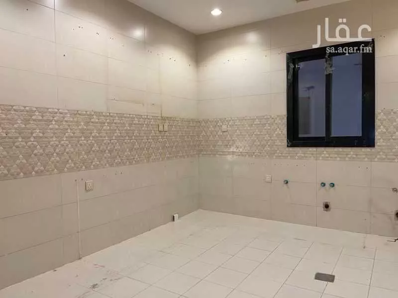 شقة 6 غرف في الواحة 5