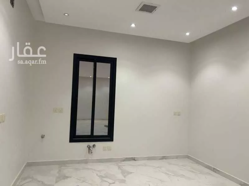 دور 4 غرف في العارض 4