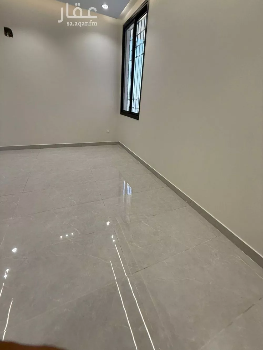 فيلا 6 غرف في الجنادرية 3