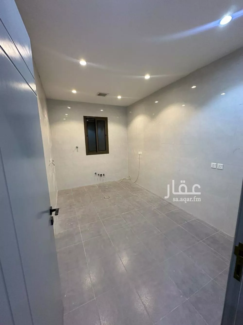 دور 4 غرف في النرجس 4