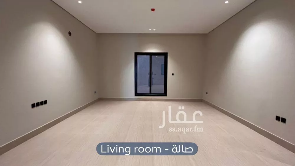 شقة 3 غرف في الرمال 5